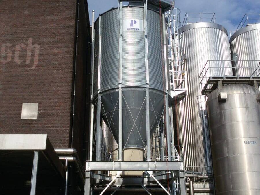 Hopper bottom silos - Prado