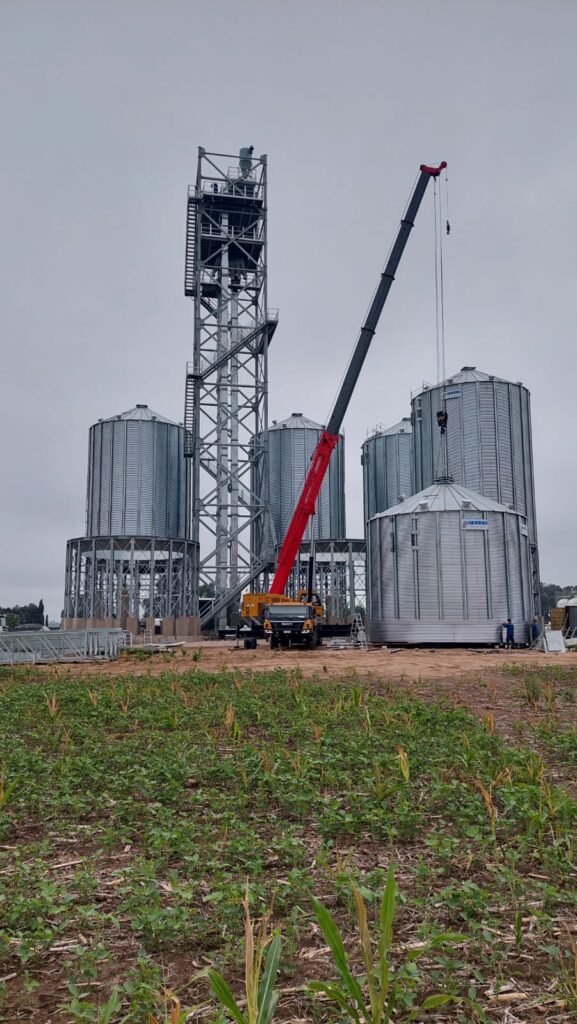 proyecto prado silos con silos metálicos