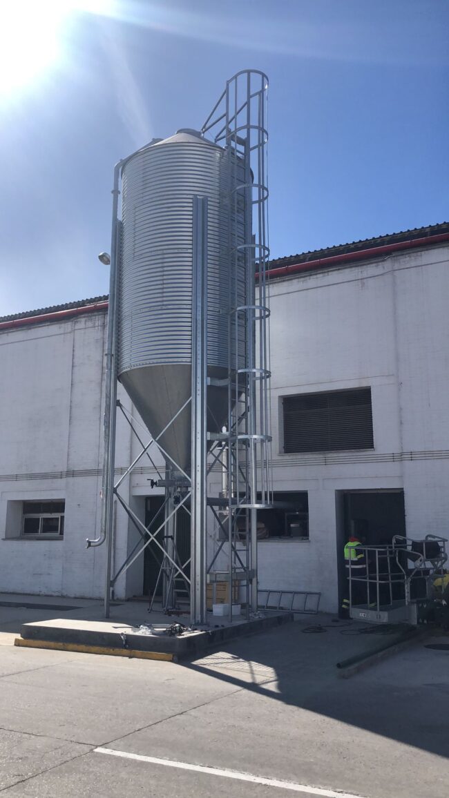 silo granja imagen silo granja prado silos